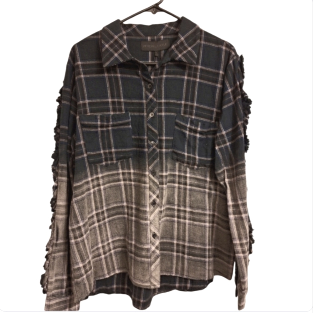 ❤️Kendall + Kylie NEW Women's SZ Large Flannel Top Shacket Ombre Fringe NWT